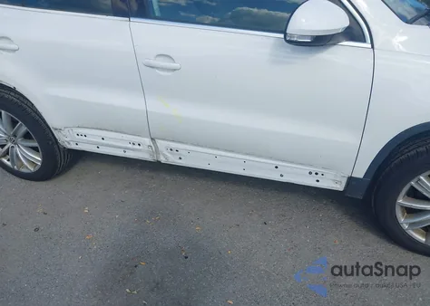 2012 Volkswagen Tiguan Se z USA, uszkodzony, nr VIN WVGBV7AXXCW610368